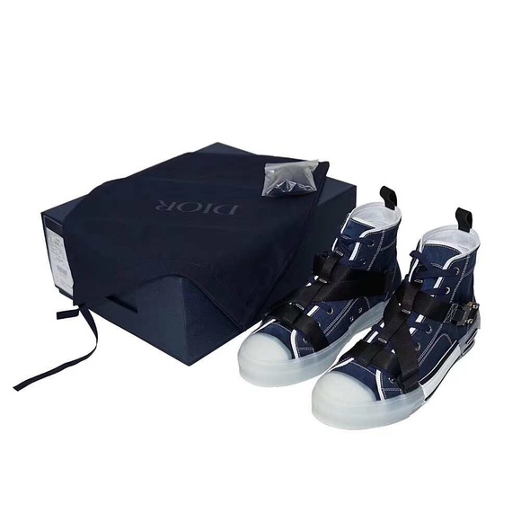 Dior Shoes - Dior fantastic shoes